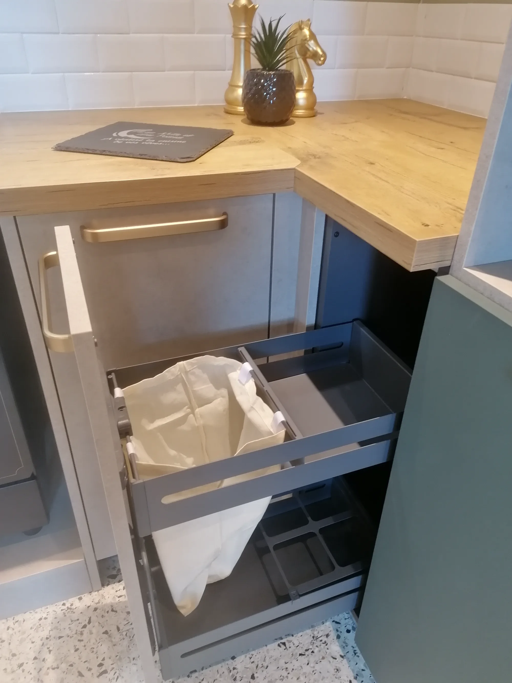 Détail d'un meuble coulissant